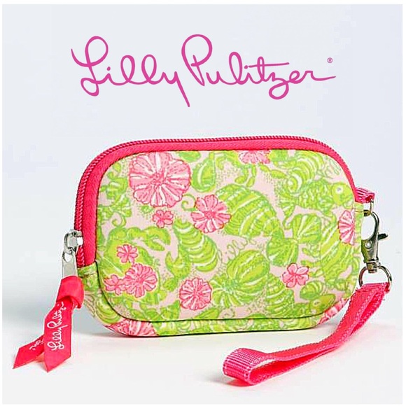 Lilly Pulitzer Accessories - Lilly Pulitzer Chum Bucket Wristlet & Tech Case